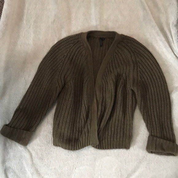 Over sized sweater - Picture 1 of 3